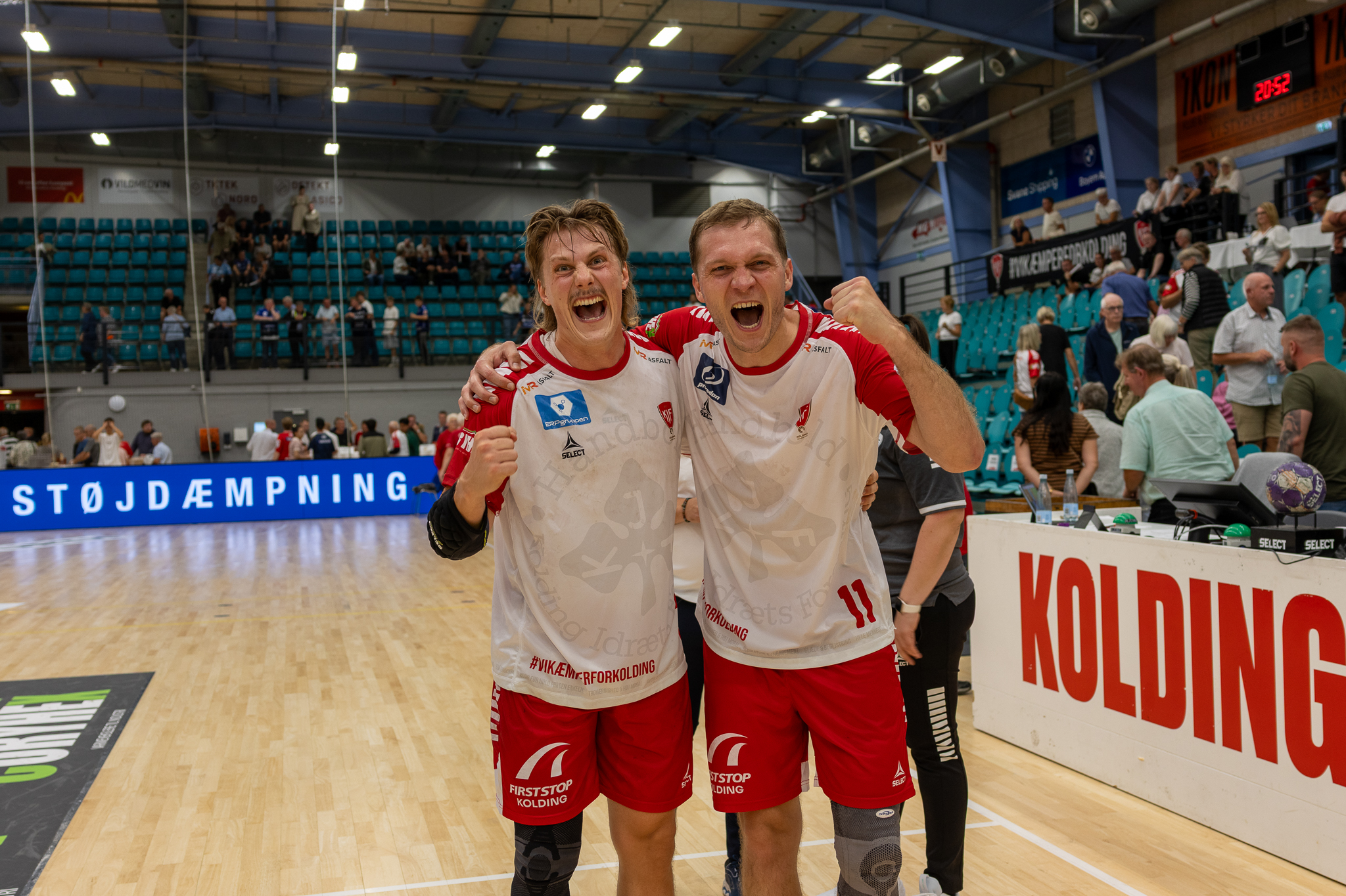 Massiv interesse for KIF's skæbnekamp