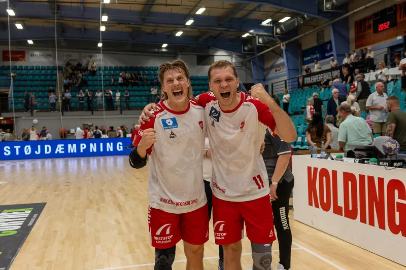 Massiv interesse for KIF's skæbnekamp
