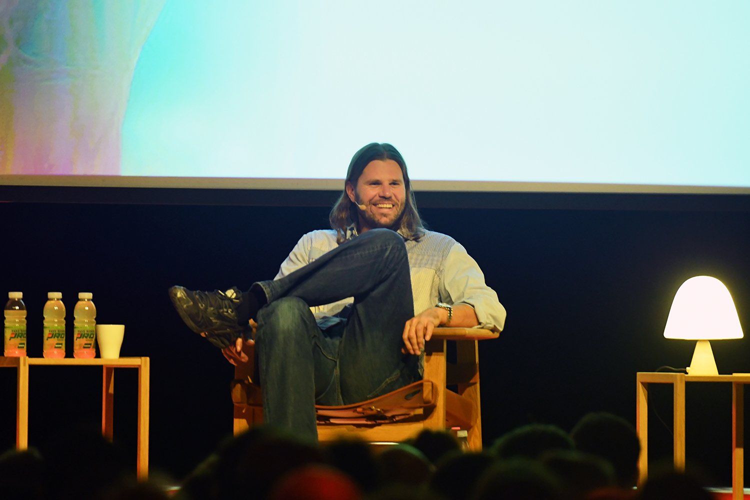 Mikkel Hansen åbnede sin tour i Odense med humor, alvor og OL-guld