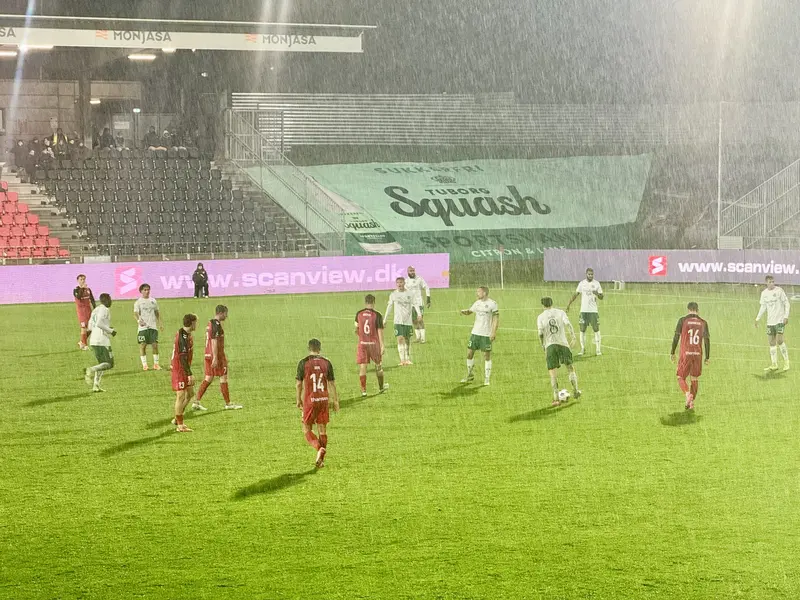 Pokaldrama i regnvejr: FC Fredericia kæmpede bravt, men Viborg trak det længste strå