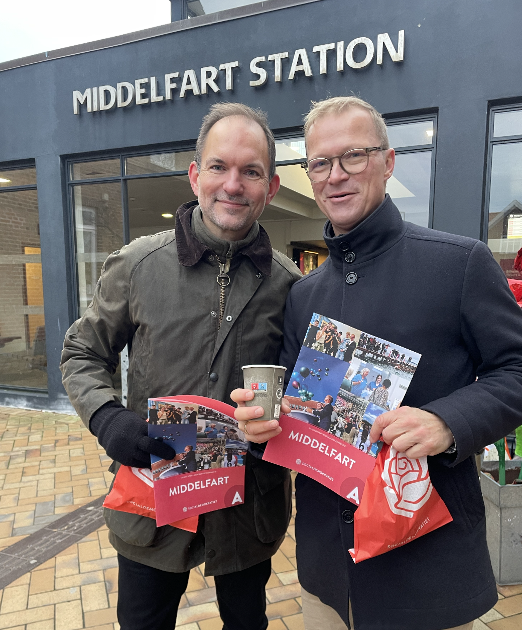 Morgenpolitik på perronen i Middelfart