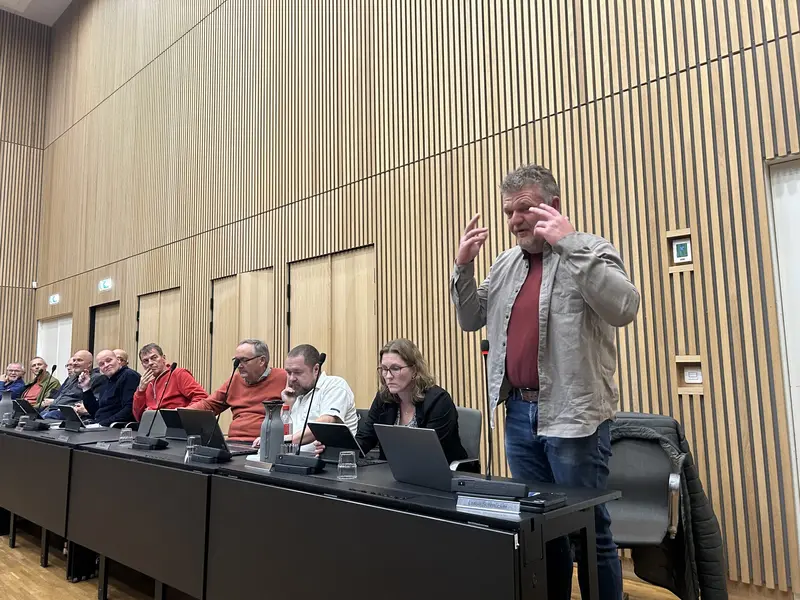Lasse Schmücker: »Ikke kønt, men nødvendigt«