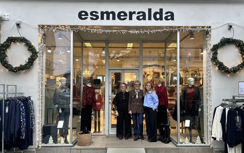 Låge 10: Esmeralda: En decemberdag blandt strik, pynt og smil