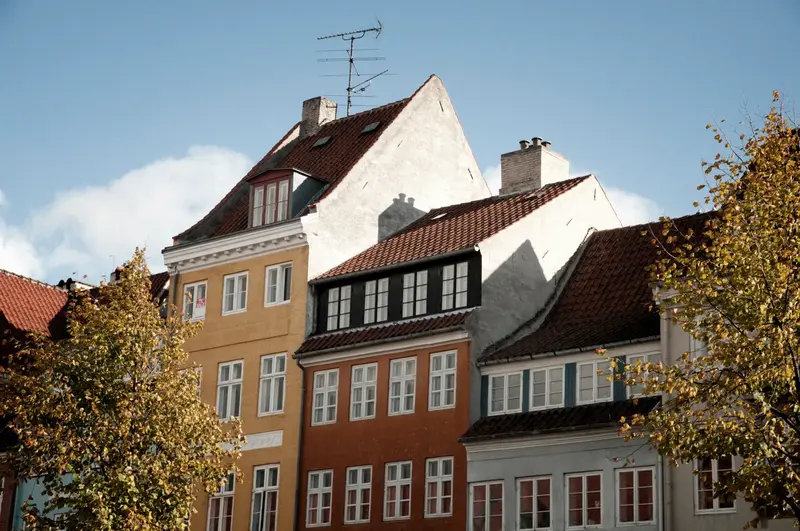 Elafgiften sænkes markant og giver flere penge i hverdagen