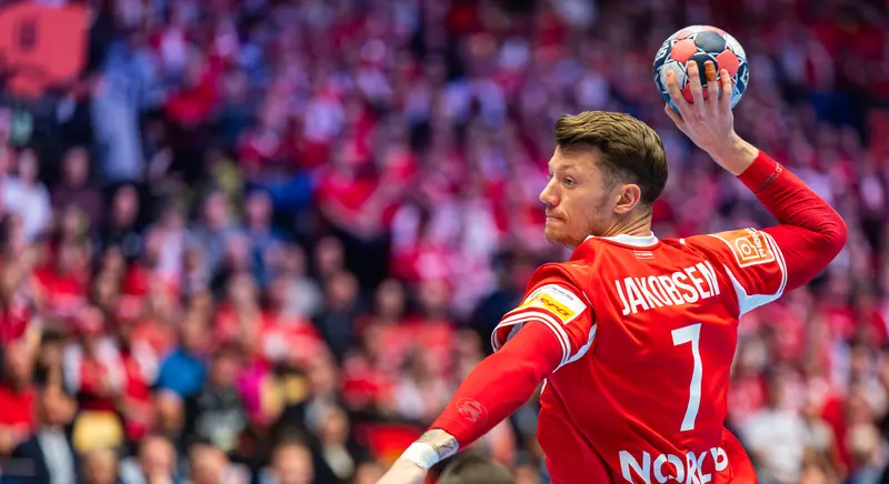 Live: Danmark brager sammen med Norge i sidste mellemrundekamp