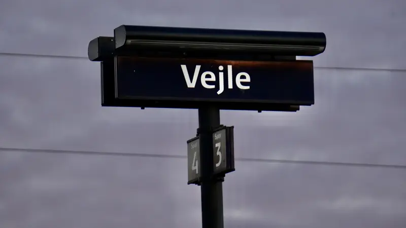 Signalfejl lammer togtrafikken – togbusser mangler i Jylland