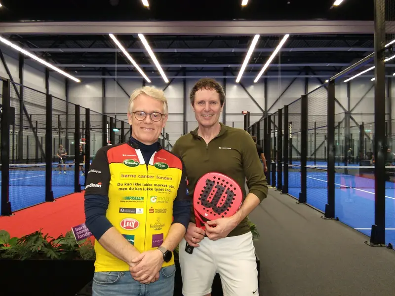 Lokale kræfter og sportsprofiler samles om padelturnering for børn med kritisk sygdom