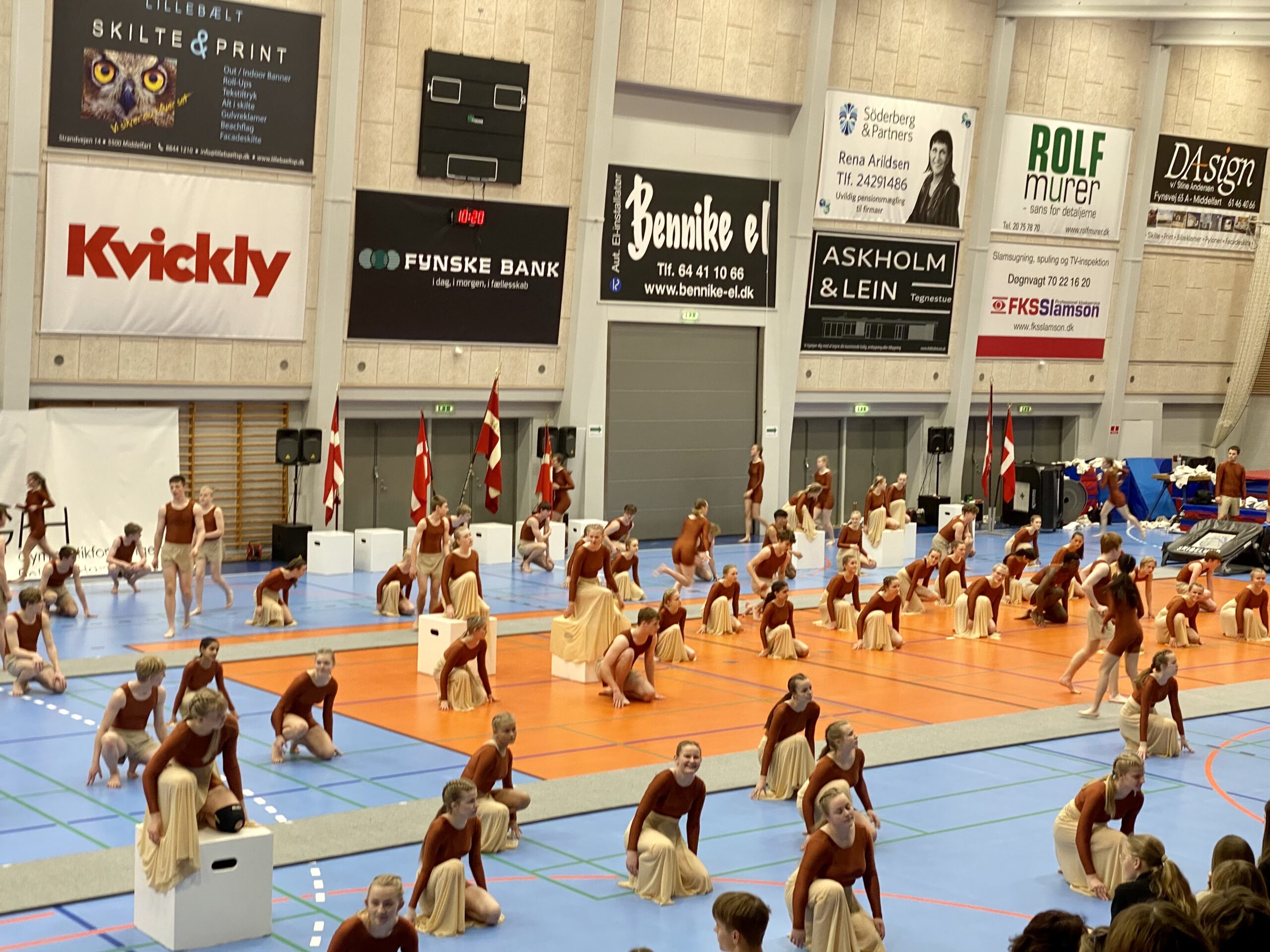 Efterskoler fra hele landet mødes i Middelfart til stor gymnastikopvisning