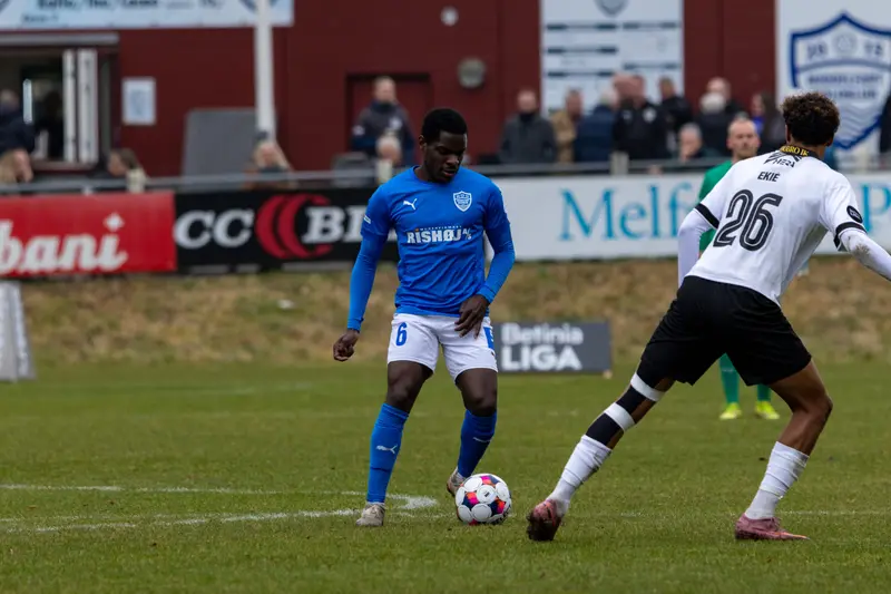 Robert Kakeeto forlænger med Middelfart Boldklub frem til sommeren 2027