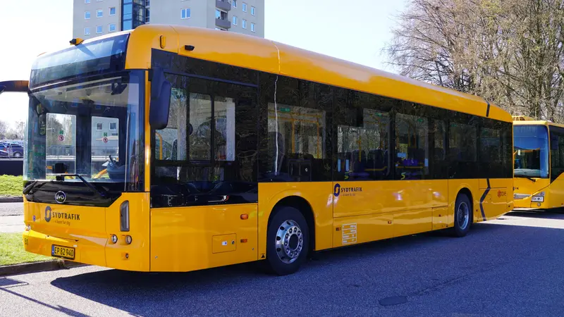 Byrådspolitiker langer ud efter reklamer for sexlegetøj på bybusserne: »De skal væk, og det skulle have været i går«