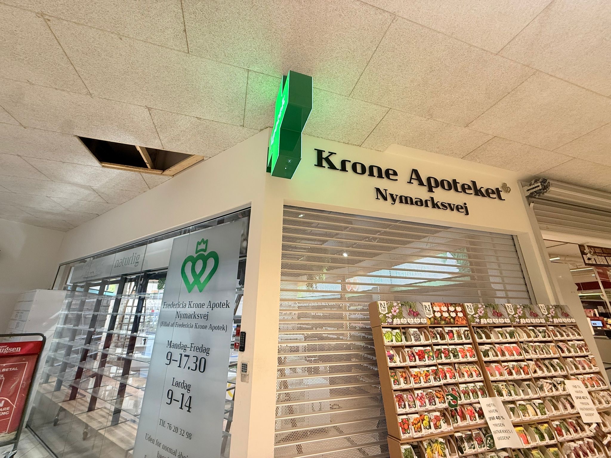 Nymarksvej Apotek genåbner i større rammer: Ekstra skranke og mere plads på vej