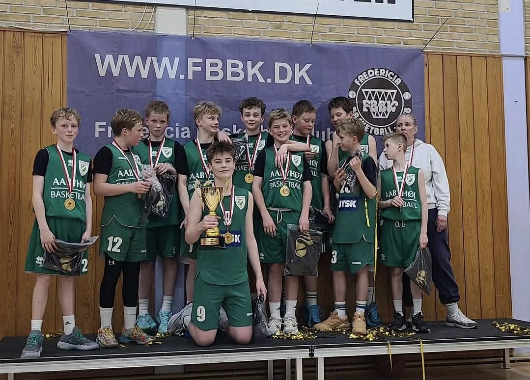 Basketball-weekend i Fredericia endte med guld til Aabyhøj