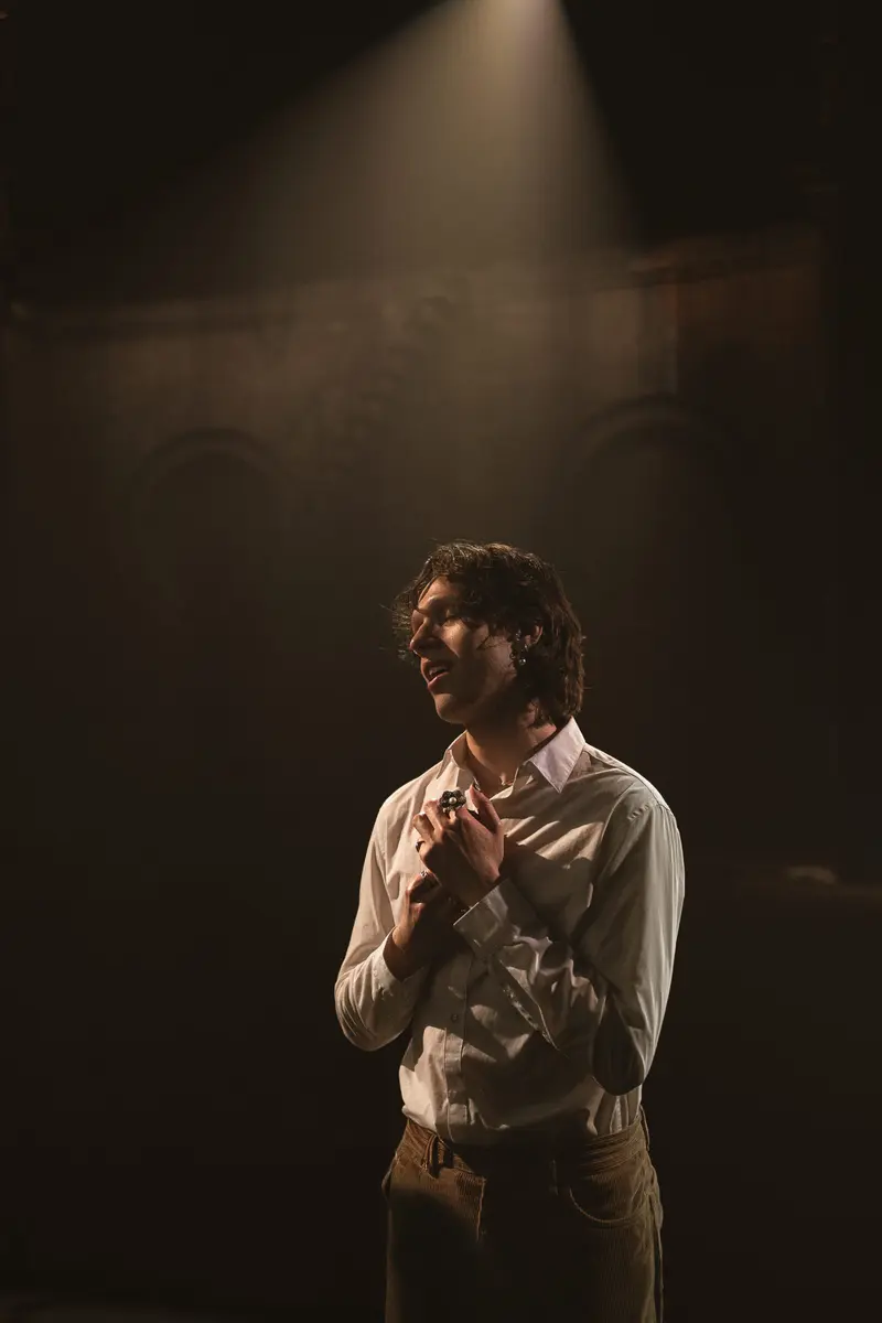 Broadway-hittet HADESTOWN får Skandinavienspremiere: Søren Torpegaard Lund spiller hovedrollen som Orfeus