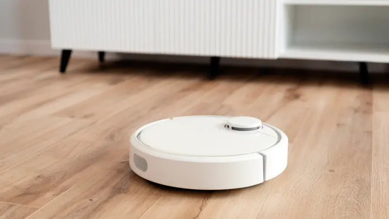 Frit valg mellem robotstøvsuger og hjemmehjælper i ældreplejen
