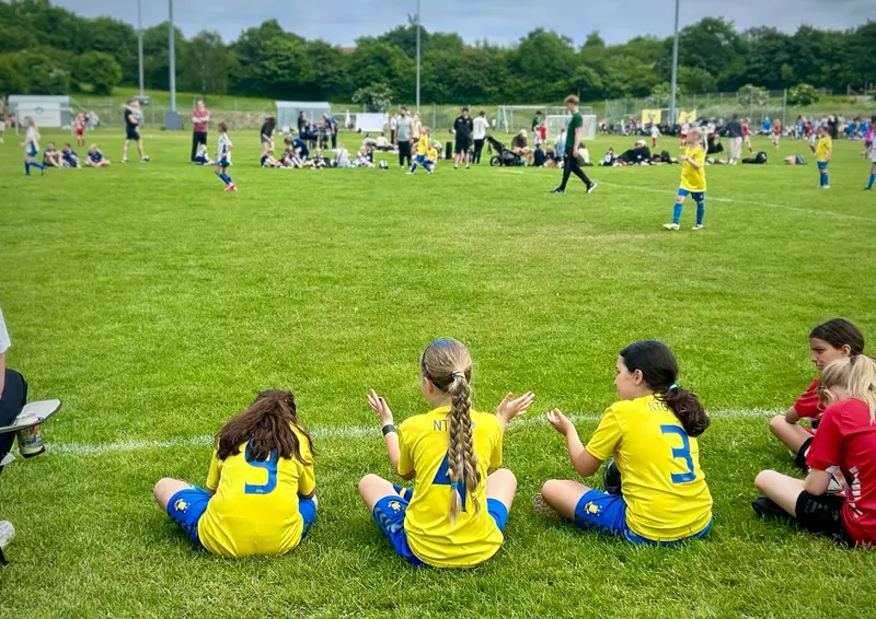 »Hold da op, hvor er vi heldige«: Madsby Pige Cup er guld værd for Fredericia
