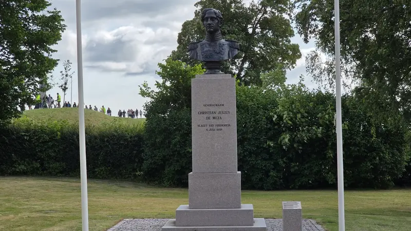 Fæstningsmarchen samlede historien, fællesskabet og sommerstemningen på Fredericia Vold