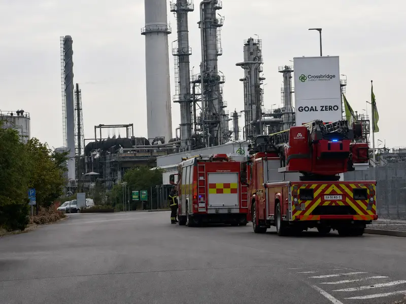 Massiv brandudrykning til raffinaderiet i Fredericia