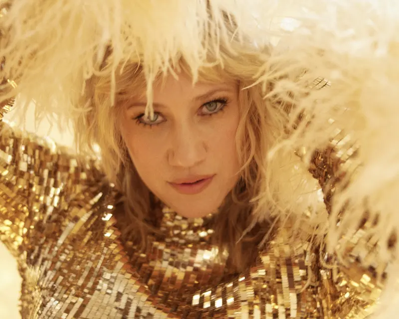 LucyWoodward_foto.jpg