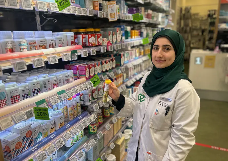Efteråret er kommet til apotekets hylder: Farmaceut Sara Al-Ameri giver sine bedste råd til de kolde måneder