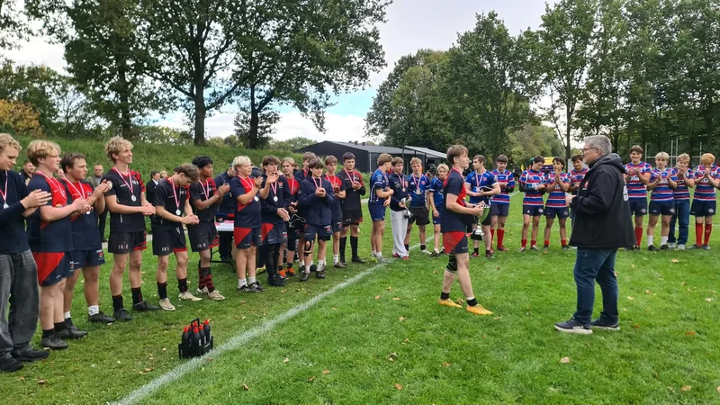 Erritsøs U16-rugbyspillere vandt DM-sølv på hjemmebane