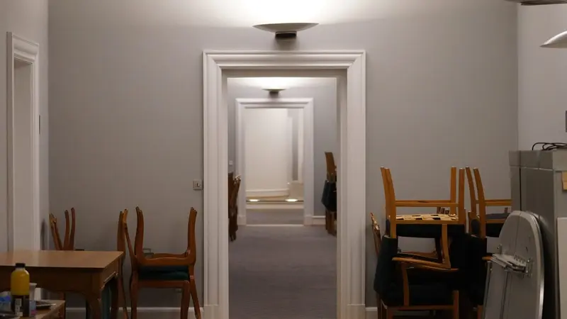 Oprydningen fra valgfesten var hurtigt godt i gang