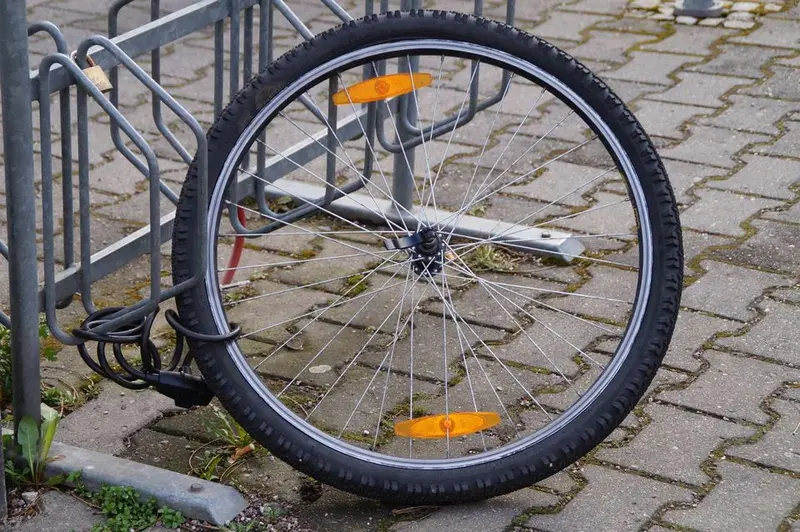 Færre cykeltyverier i Danmark, men tyvene jagter de dyre modeller